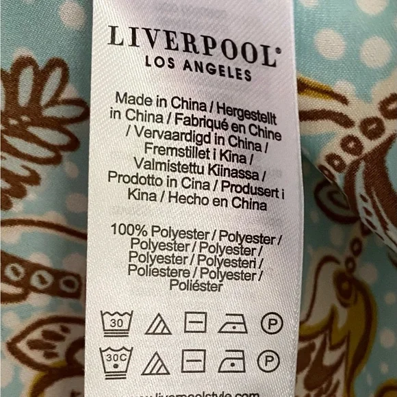 ๐ Liverpool Los Angeles Button Up Blouse - Picture 10 of 14